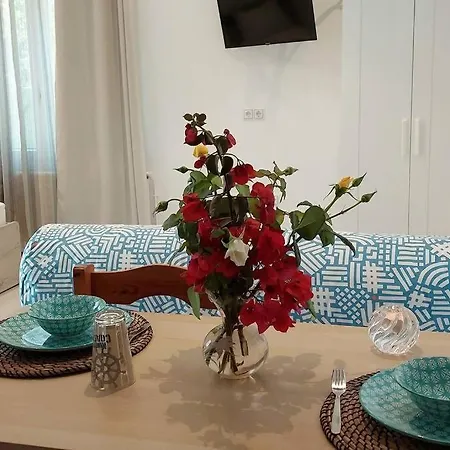 Seaside Cushy 아파트 Páros